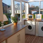 Apartment White Gable *
